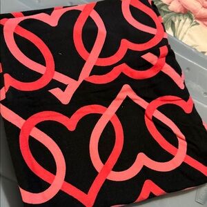 LuLaRoe Leggings Black and Pink Heart Patterned